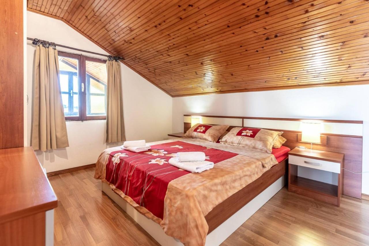 Apartments Ivana Zadar Eksteriør billede