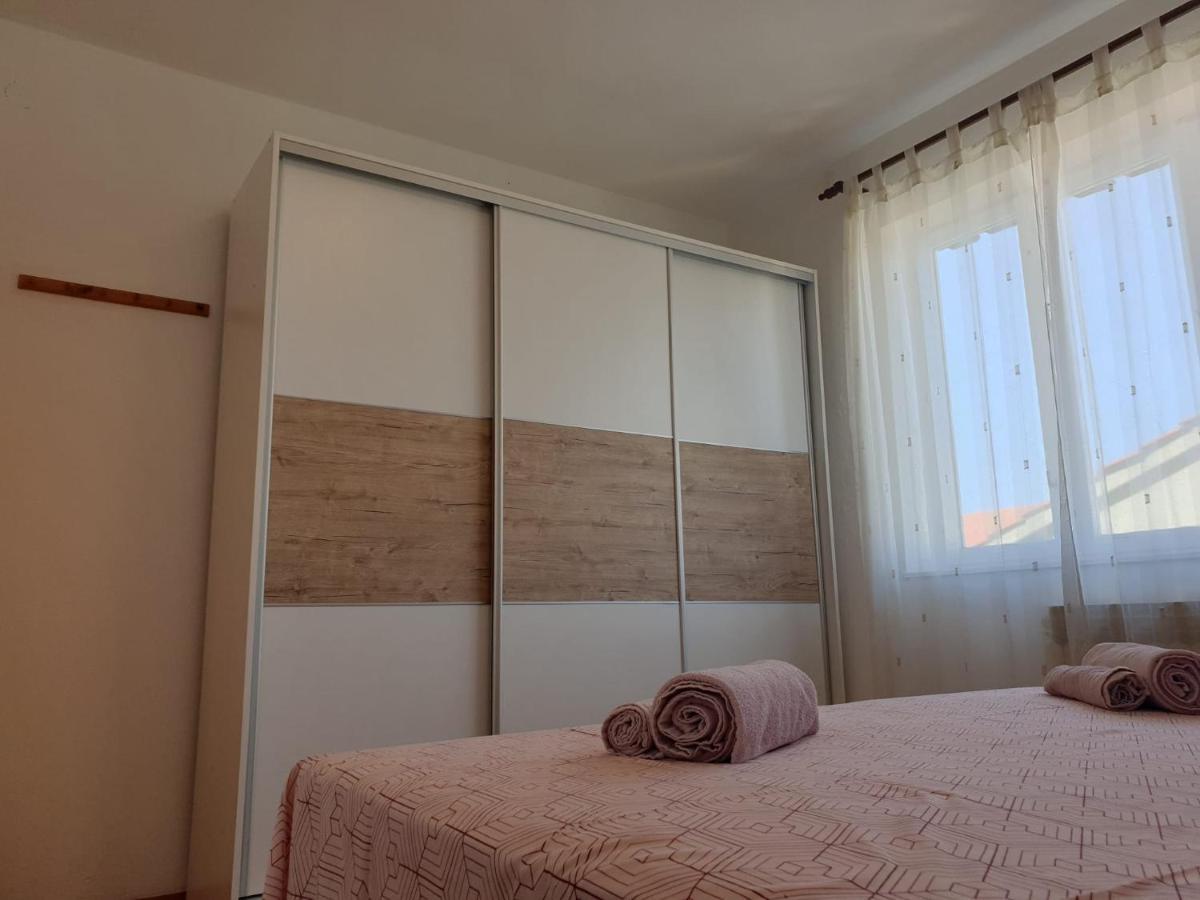 Apartments Ivana Zadar Eksteriør billede