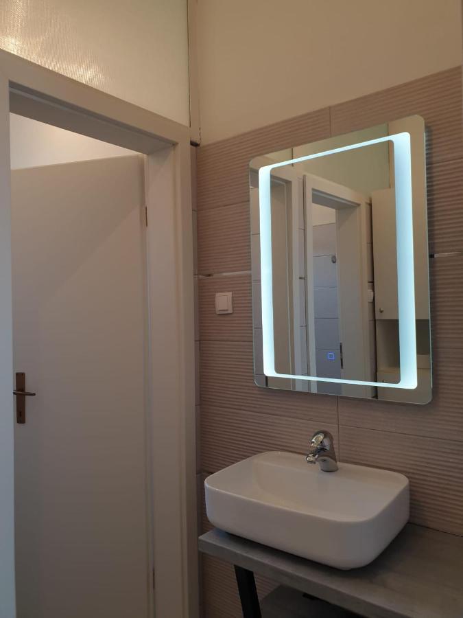 Apartments Ivana Zadar Eksteriør billede